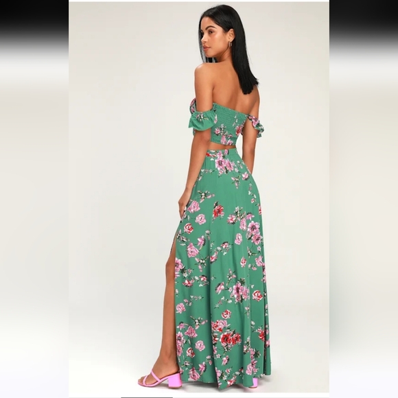 Lulu's Away On Vacay Maxi Skirt Set - Picture 2 of 11